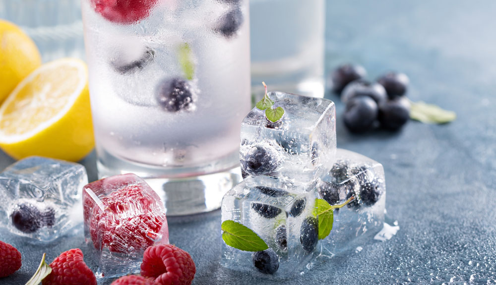 Il ghiaccio non può mancare in ogni cocktail