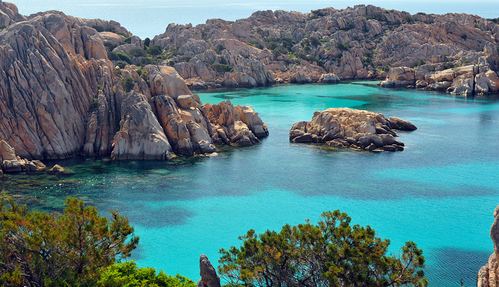 Go on holiday in Sardinia with only 63€ per day