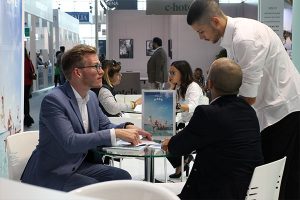 Si parla di turismo allo stand Club Esse al TTG Incontri