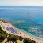 La spiaggia privata del Club Esse Palmasera a Cala Gonone