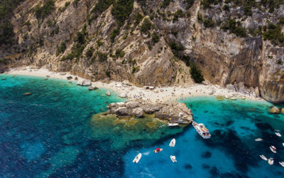 Cala Mariolu o Ispuligidenie? I nomi di una delle cale più belle del mondo