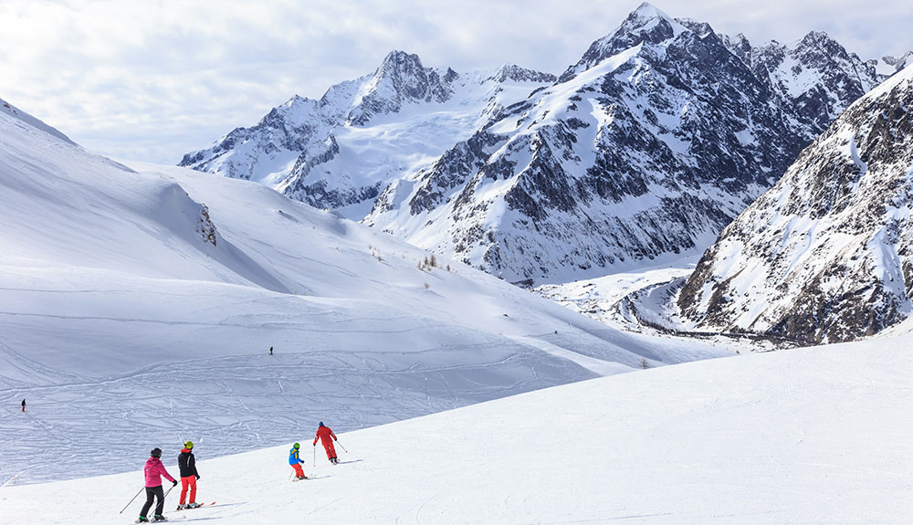 Hotel on ski tracks for families in Pila: on a ski holiday with kids in Valle d’Aosta